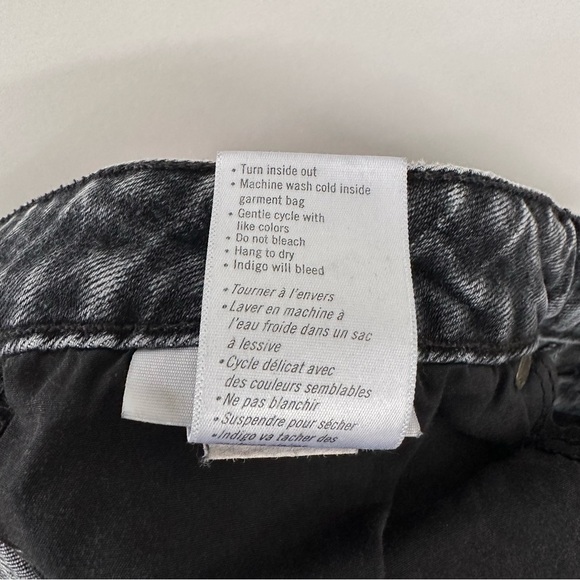 PAIGE Noella High Rise Jeans - Picture 14 of 15